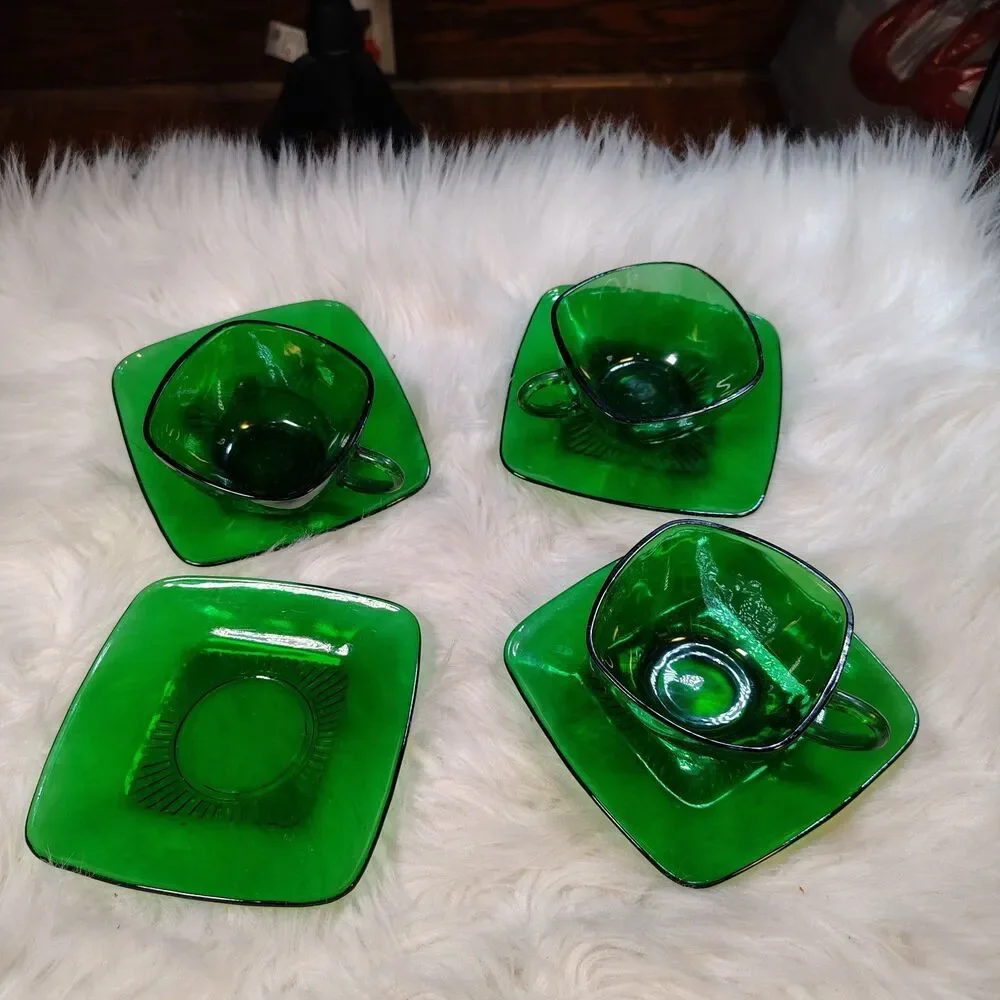 VTG Lot of 7 Anchor Hocking Glass Forrest Green Charm 3 Cups and 4 Saucers